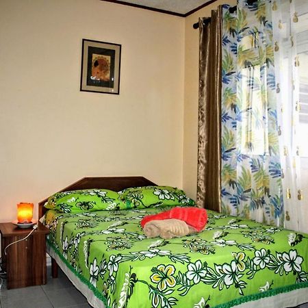 Tahiti - Sanny'S Place Family Room & Poo Punaauia  Luaran gambar